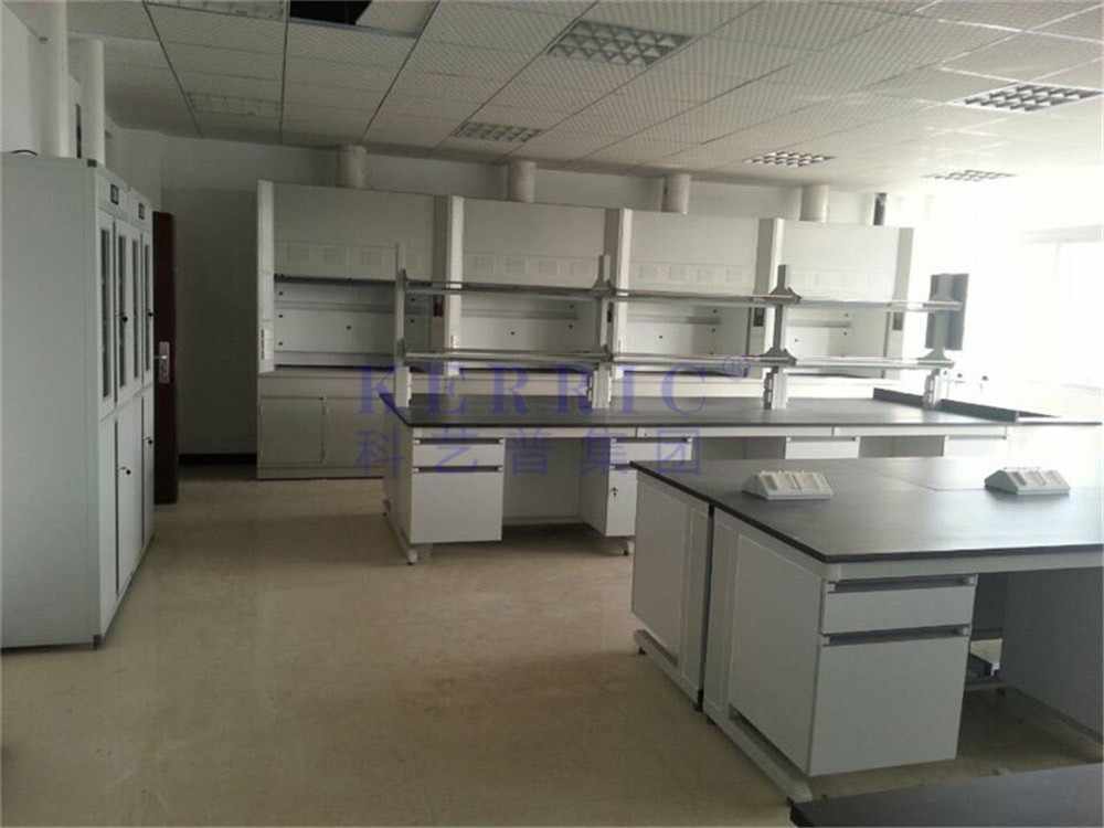 回轉(zhuǎn)變幅自動(dòng)化料倉(cāng)